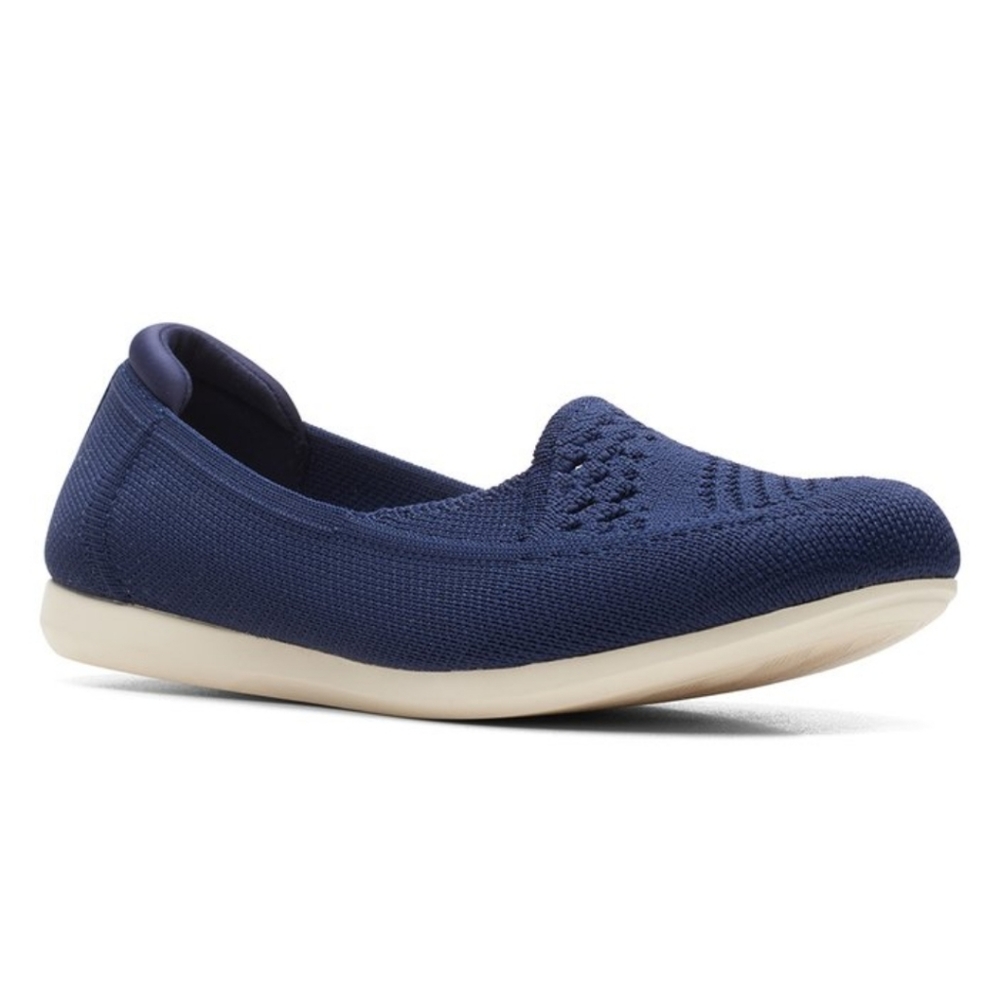 Clarks loafer